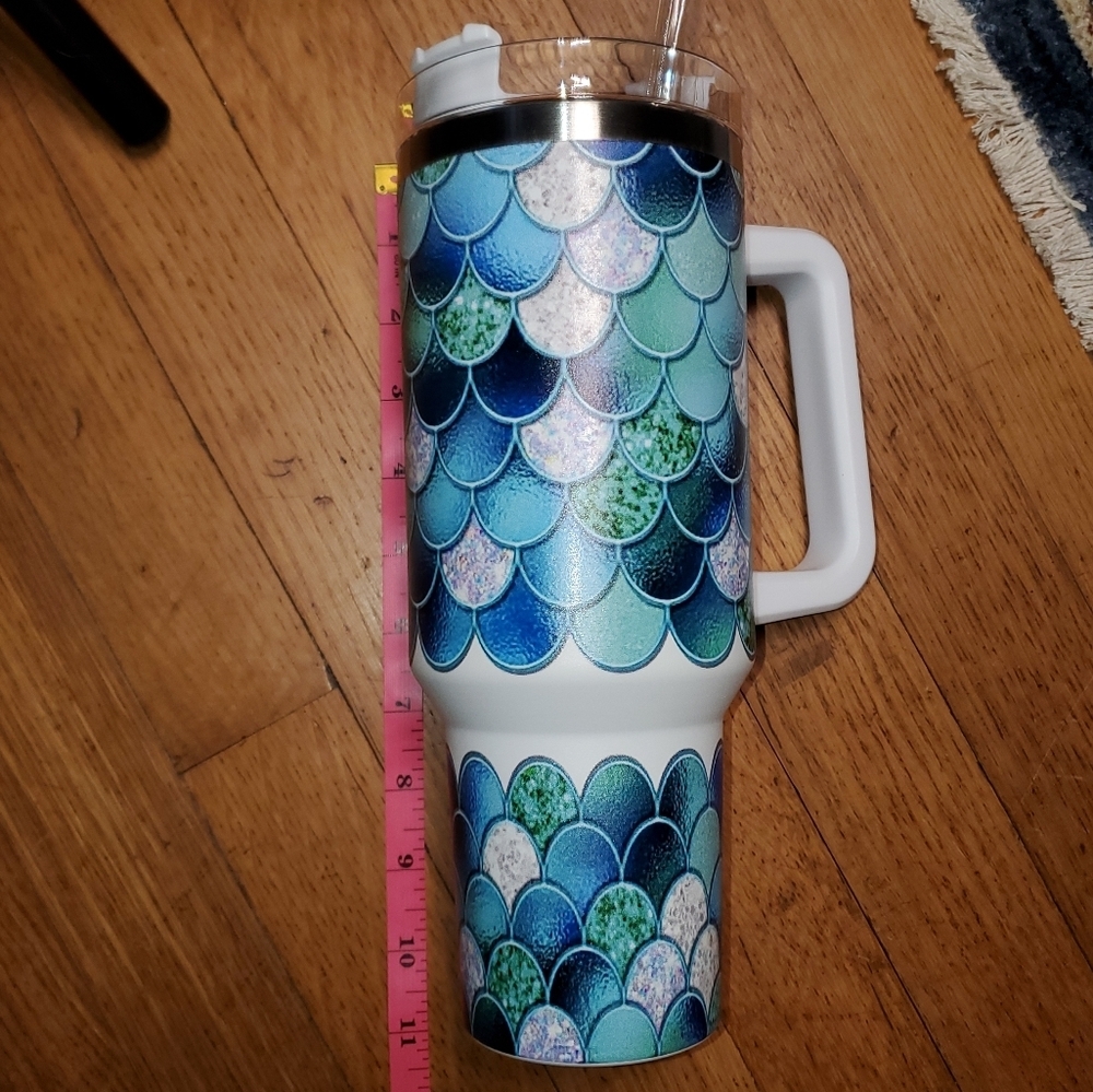 Mermaid Style Insulated Tumbler - Picture 3 of 5